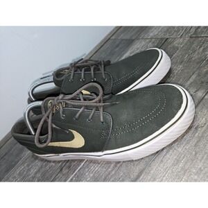 Nike SB Zoom Stefan Janoski Sequoia Sample Men's Size 11